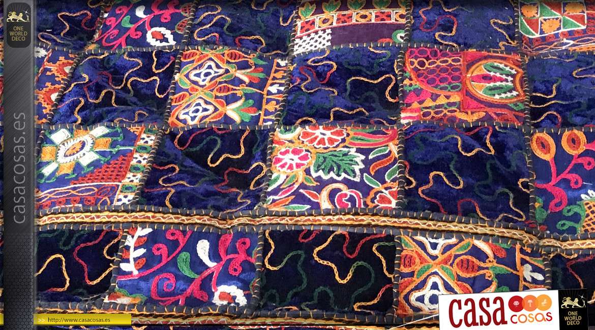 Gran cojín de suelo con patrones de colores indios de 90 cm de espesor en mosaico