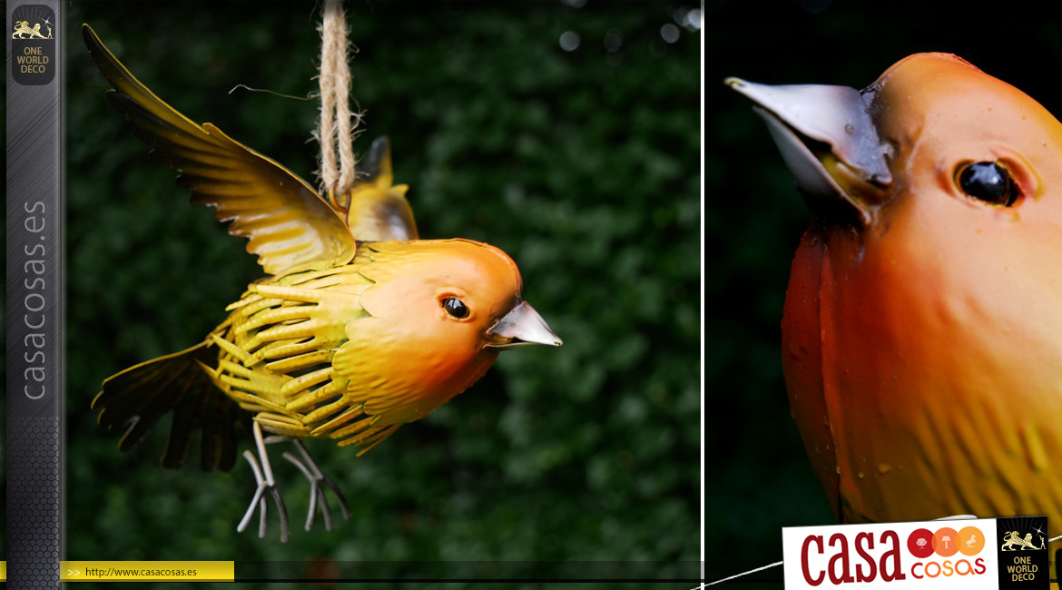 Pájaro de metal para colgar, en metal acabado amarillo pajizo, ambiente campestre, 17cm