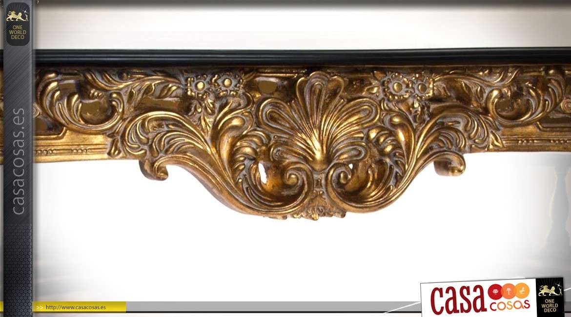 Consola barroca tallada en madera y acabados dorados en resina