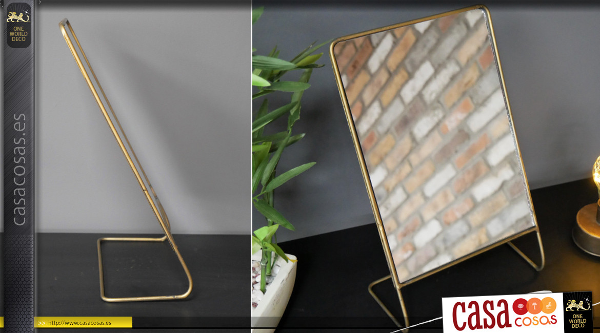 Espejo de sobremesa de metal dorado con efecto pátina cepillada, refinada atmósfera lineal, 33 cm