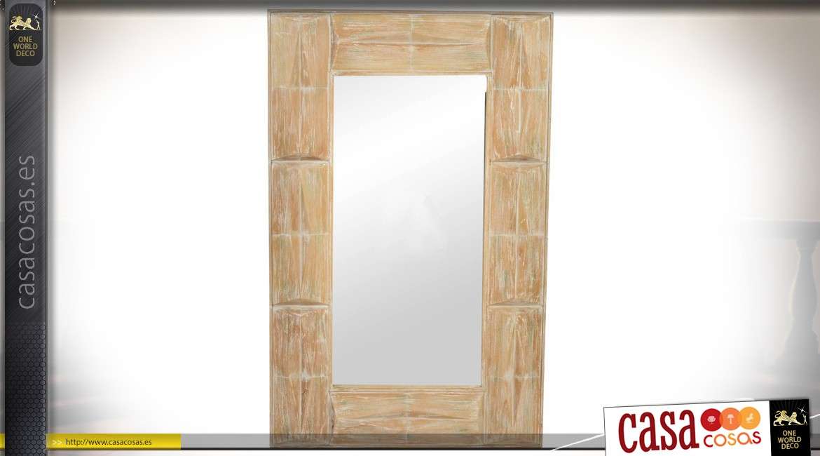 Espejo rústico de pared de madera envejecida tallada con patrones biselados en relieve 122 cm