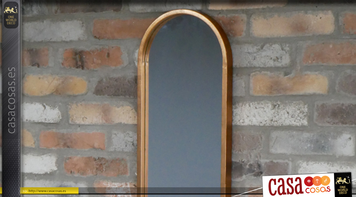 Espejo ovalado grande con marco acabado de cobre antiguo, ambiente de industria antigua, 130 cm
