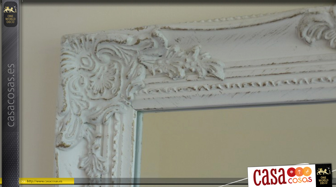 Espejo de resina y madera de estilo barroco, acabado blanco antiguo y reflejos dorados, ambiente chic, 130cm