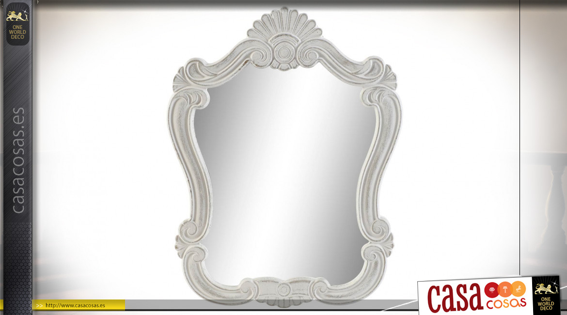 Espejo de madera de estilo clásico con acabado blanco y pátina dorada, ambiente chic, 53cm