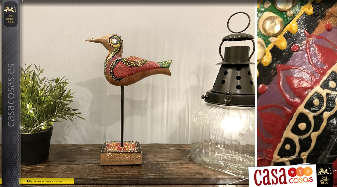 Escultura interior de pájaro en madera de mango y detalles metálicos, acabado colorido, ambiente étnico, 31cm