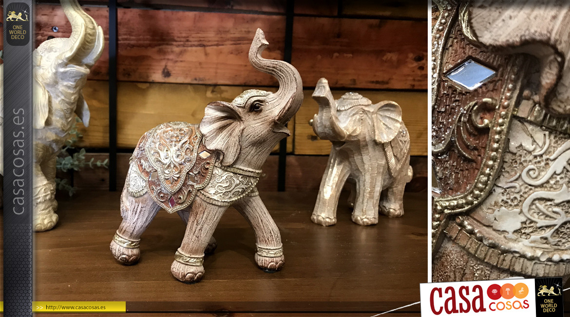 Estatuilla de elefante en resina efecto madera tallada, acabado dorado y pequeños espejos redondos, ambiente chic oriental, 17cm