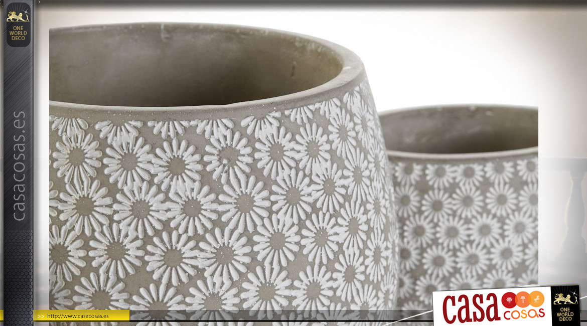 Maceta de cemento con motivos florales, gris piedra y acabado blanco efecto envejecido, ambiente campestre, Ø20cm