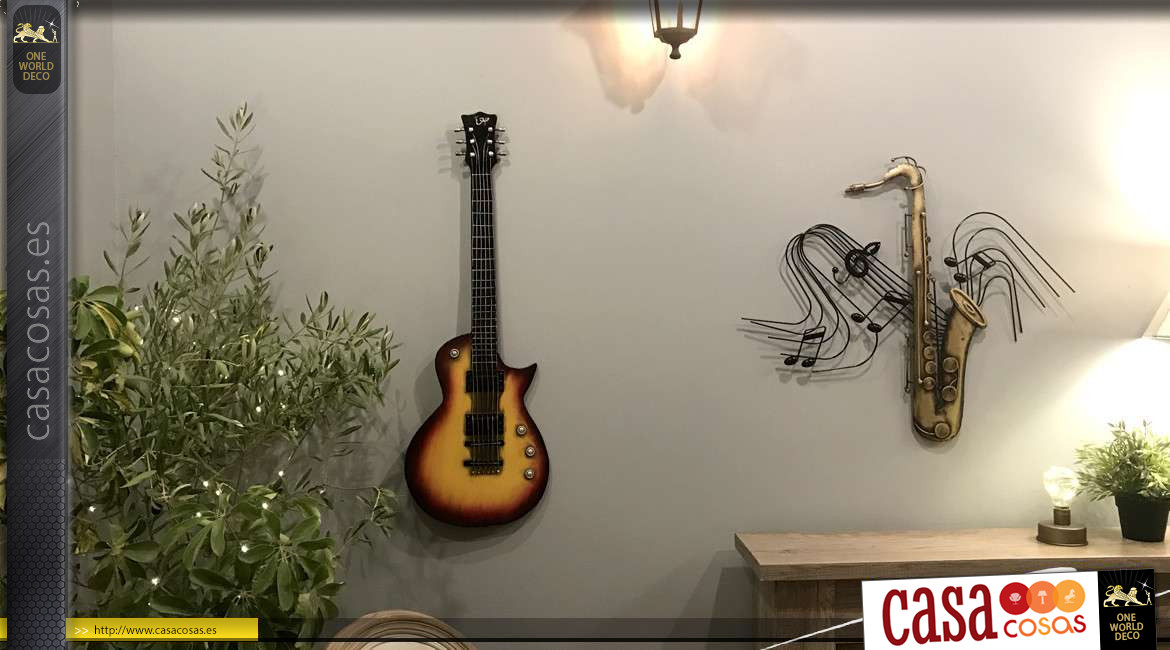 Guitarra de pared de metal grande, acabado de puesta de sol y cuerdas en relieve, ambiente de música rock, 85 cm