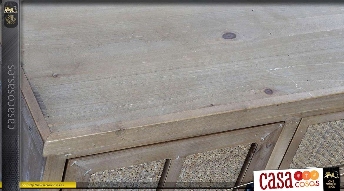 Mueble TV rústico de madera oxidada con frontal de efecto cestería de 130 cm.