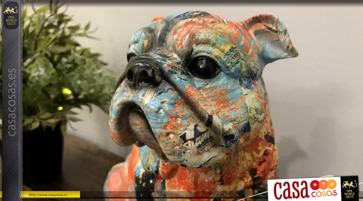 Estatuilla de bulldog en resina acabado pastel multicolor, ambiente contemporáneo, 23cm