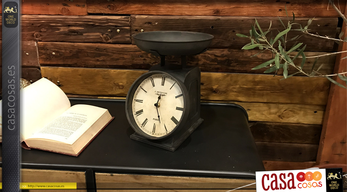 Reloj de sobremesa con forma de balanza de abarrotes antigua, en metal acabado gris envejecido, ambiente vintage 26cm