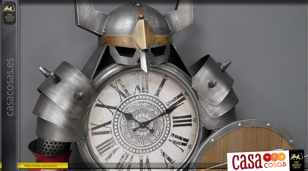 Reloj de metal muy original que representa a un guerrero con martillo y escudo, acabado antracita efecto cepillado, ambiente industrial, 86cm
