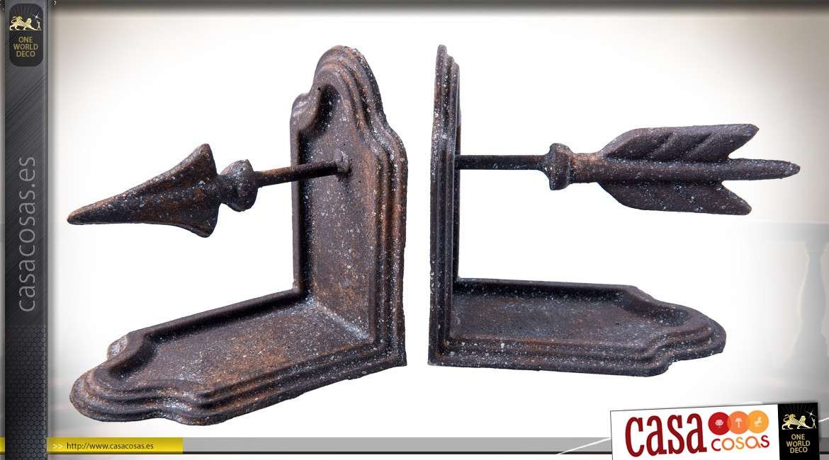 Sujetalibros de estilo antiguo en metal envejecido y oxidado, patrón de flecha