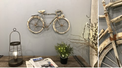 Decoración de la pared de bicicleta de metal pátina blanca vieja envejecida 62 cm