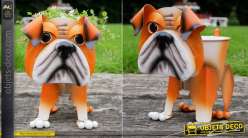 Bulldog en versión jardinera de metal, original y colorida decoración de parques y jardines, 21cm