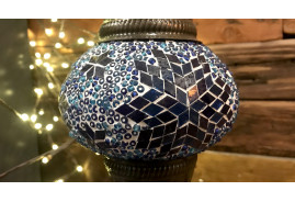 Lámpara mosaico de vidrio y metal, tonos azulados, ambiente oriental, 33cm