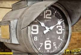 Gran reloj de estilo industrial de metal gris envejecido y blanqueado 41 cm
