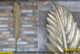 Pluma de pájaro grande de metal, modelo de pared acabado oro viejo con reflejos oscuros, altura final 110 cm
