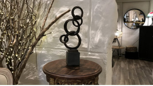 Trofeo abstracto en resina y metal, superposición de círculos en estilo contemporáneo, 40cm