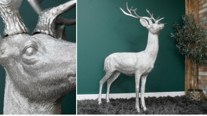 Escultura de ciervo de resina acabado plata envejecida, ambiente natural moderno, 135cm