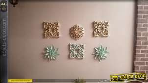 Serie de 6 adornos de pared en resina, formas de rosetones arabescos, acabado turquesa y plata vieja, 25cm