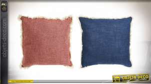 Juego de dos cojines de poliéster y algodón, dos colores: azul clásico y frambuesa con flecos