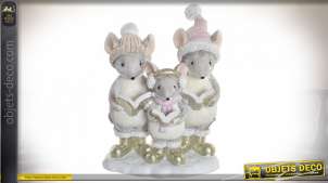 Representación de una familia de ratones, en resina con destellos, ambiente navideño, 10cm