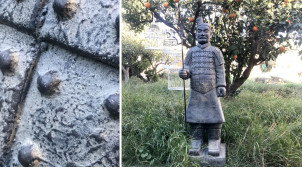 Gran estatua de guerrero chino en fibra de vidrio, acabado gris envejecido, 120 cm