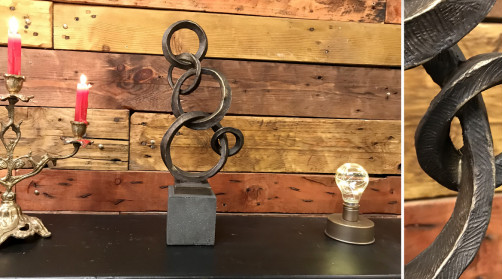 Trofeo de resina y metal, superposición de círculos de estilo contemporáneo, 40cm
