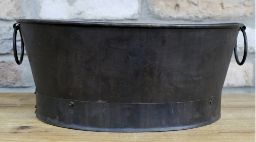 Serie de 3 cuencos antiguos en metal acabado carbón envejecido, con tiradores, Ø35/39/42cm