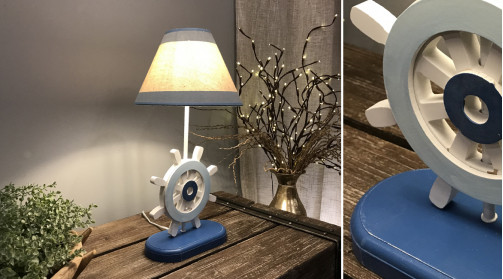 Lámpara de mesa de madera con forma de timón, acabado azul envejecido y blanco envejecido, 40cm