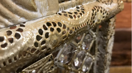 Farol electrificado de estilo oriental con colgantes, acabado oro envejecido, 50cm